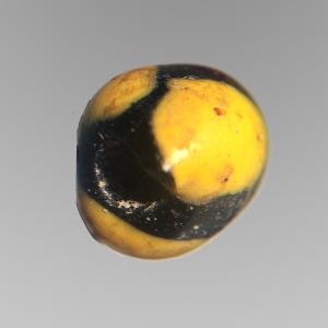 Click here to go to the Ancient Roman Glass Bead page